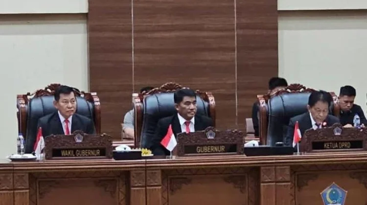 Hadiri Paripurna DPRD, Kemenkum Sulut Dukung Penguatan Kinerja Pemerintah Daerah