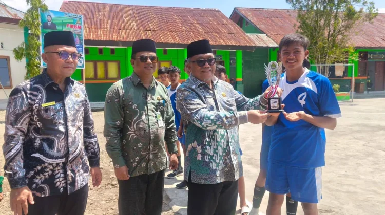Milad ke-21 MAN 1 Bolmong, Kakanwil Kemenag Sulut Apresiasi Prestasi Siswa
