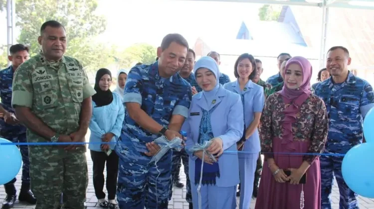 Wujudkan Generasi Emas, Danlanud Sam Ratulangi Resmikan SPPG Tolotio Gorontalo