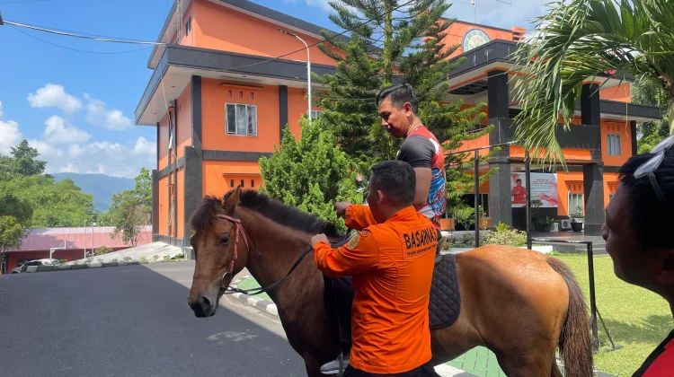 Tunjang Operasi SAR, Basarnas Sulut Gelar Latihan Berkuda