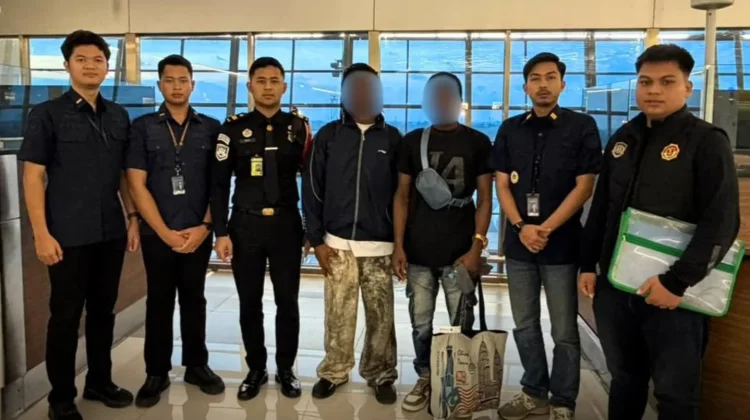 Imigrasi Kotamobagu Deportasi 2 WNA Nigeria