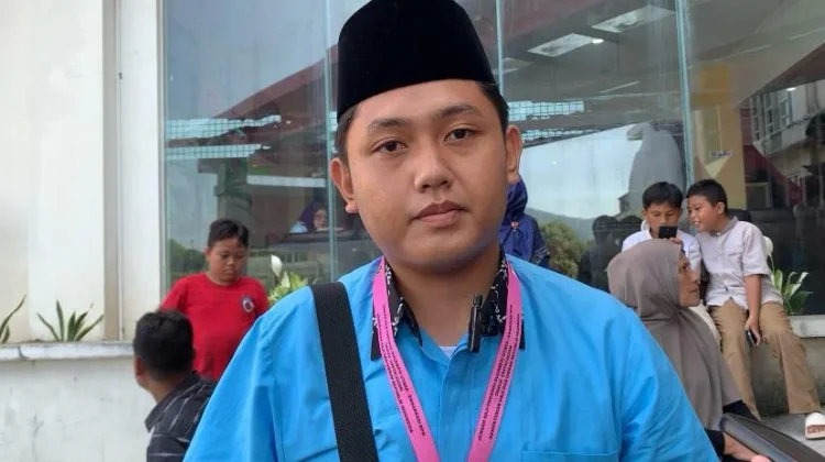 Fauzan Jemaah Haji Termuda Manado Berangkat, Lanjutkan Cita-cita Almarhumah Ibu