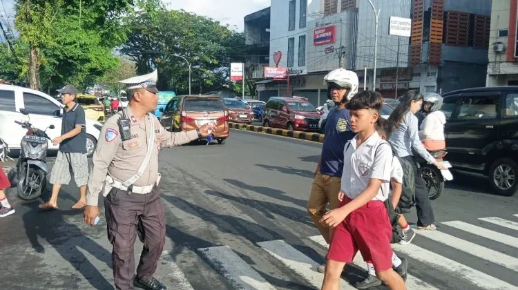 Pastikan Kelancaran Arus Lalu Lintas, Polsek Malalayang Gelar Pos Cakalang Pagi