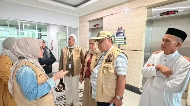 Kemenhaj dan PPIHD Sulut Pantau Jemaah Sakit, Siap Diberangkatkan Jika Pulih