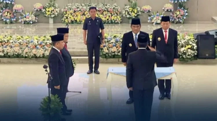 Pelantikan Sekprov Sulut Tahlis Galang