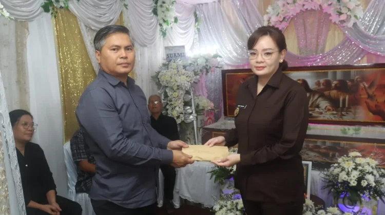 Rumajar Hadiri Ibadah Penghiburan Keluarga Kalumata–Sangi