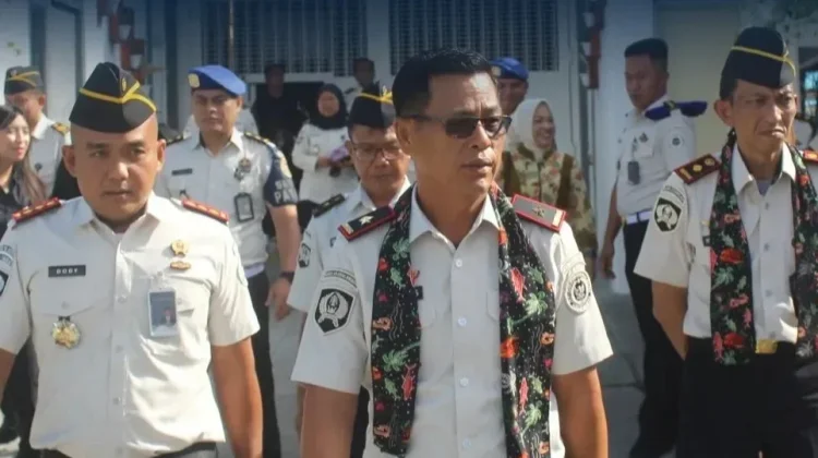 Kunjungi Lapas Bitung, Kakanwil Haposan Silalahi Sapa WBP