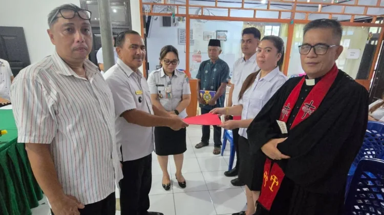 Pemdes Pinilih Gelar Pelantikan Kasi Pemerintahan dan Kaur Keuangan