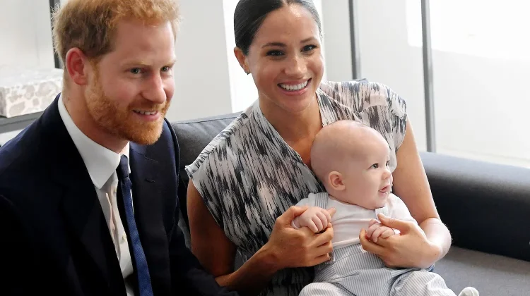 7 Tahun Pangeran Archie: Momen Hangat yang Dirayakan Jauh dari Istana