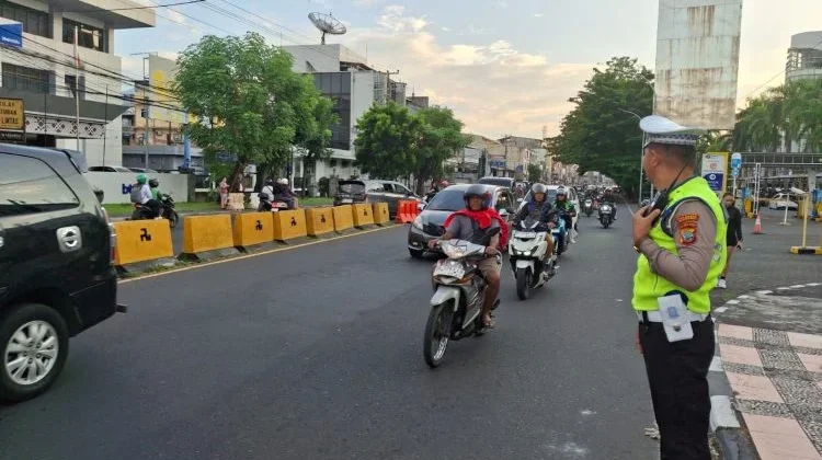 Polsek Malalayang Laksanakan Pos Cakalang Pagi untuk Antisipasi Kemacetan
