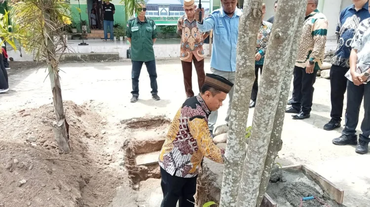 Prosesi Peletakan Batu Pertama Pembangunan Masjid MAN 1 Kotamobagu