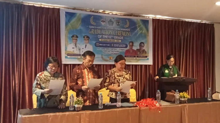 Penamatan Siswa SMK Kristen YPKM GMIM Manado