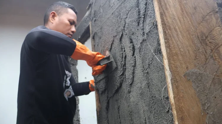 Satgas TMMD Kodim 1302/Minahasa Kebut Pengerjaan MCK di Tababo Selatan
