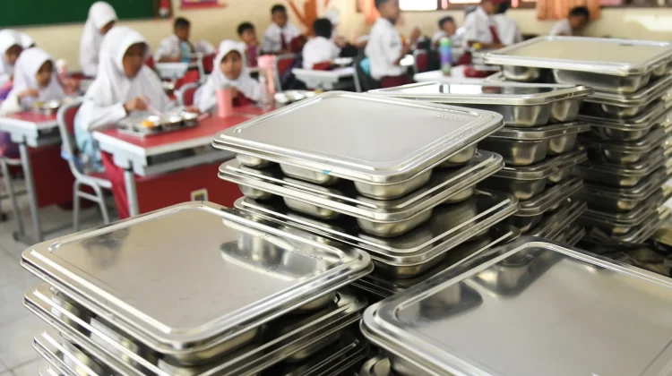 Hadapi Hoaks, Pemerintah Dorong Komunikasi Digital di Program MBG