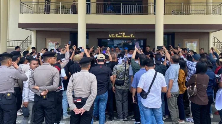 Polresta Manado Lakukan Pengamanan Aksi Damai Solidaritas Pers Sulut di Mapolda