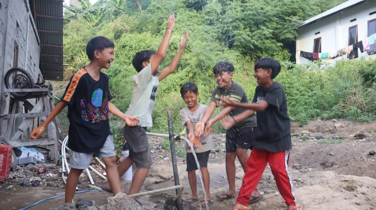 TMMD Ke-128 Kodim 1302/Minahasa Temukan Sumber Air Bersih di Watuliney