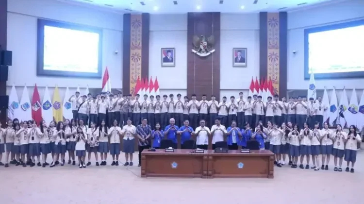 Kenali Tupoksi DPRD, Silangen Cs Sambut Educational Fieldtrip MIS