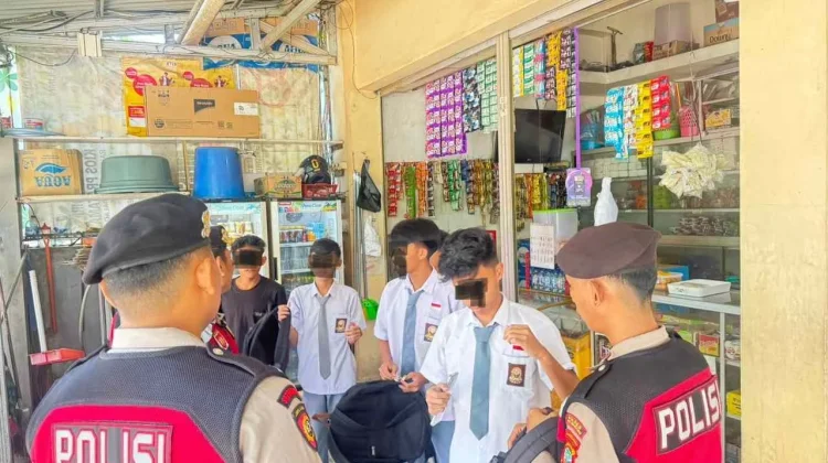 Patroli Tim Pantera Polres Kotamobagu, Dapati Pelajar Bolos Jam Pelajaran