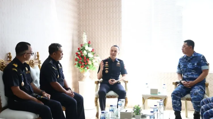 Danlanud Sam Ratulangi Terima Kunjungan Silaturahmi Kepala Kantor Bea Cukai