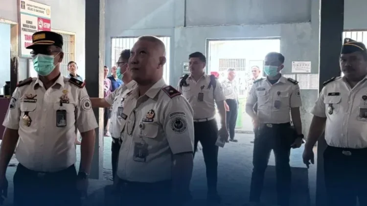 Kakanwil Ditjenpas Sulut Haposan Silalahi Blusukan ke Lapas Amurang