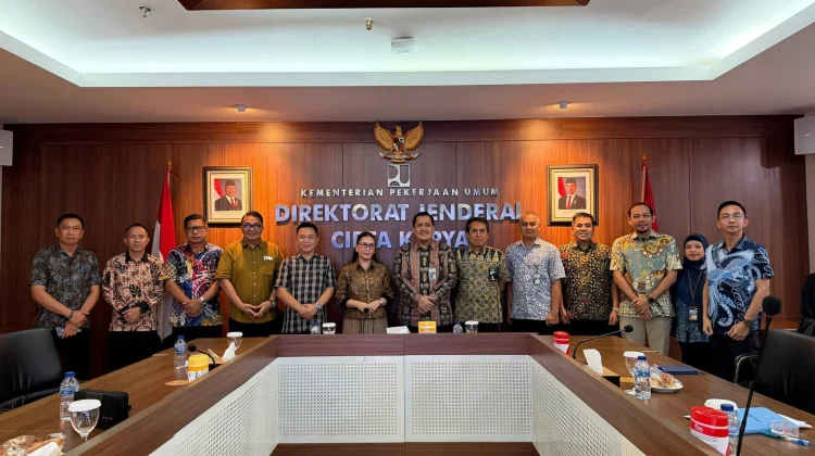 Wabup Vanda Bawa Empat Program Infrastruktur Minahasa ke Kementerian PU