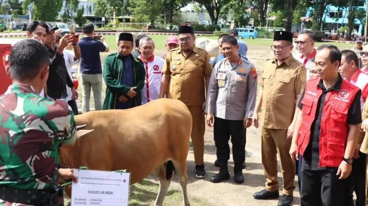 Kapolresta Manado Hadiri Penyerahan Hewan Kurban Iduladha 1447 H di Sparta Tikala