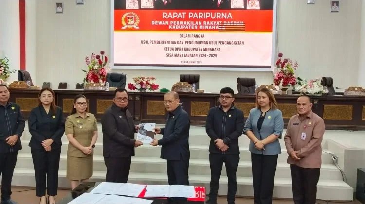 Bupati dan Wabup Minahasa Hadiri Paripurna Usul Pergantian Ketua DPRD