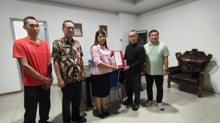 Jurike Wena Plt. Kepala Bidang Aset Badan Keuangan Minut