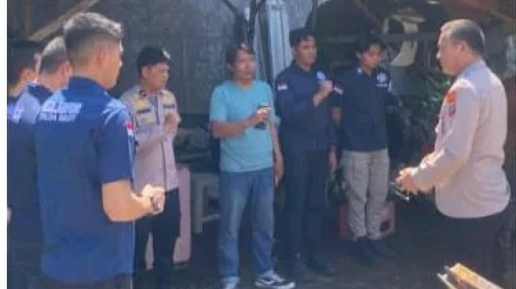 Polsek Tikala Kawal Olah TKP Kebakaran Rumah Bersama Tim Labfor Polda Sulut
