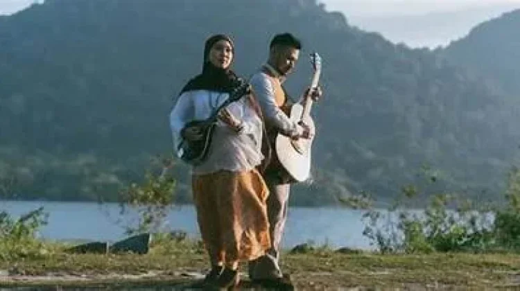 Ruang Senja Resmi Rilis Single Keempat "Penahan Luka"