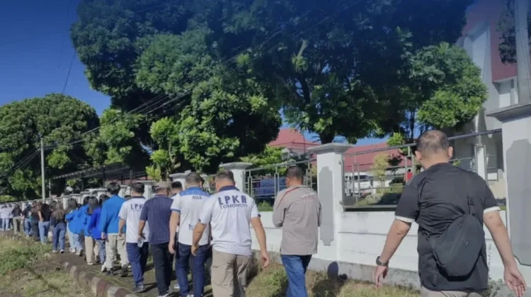 LPKA Tomohon Gelar Jalan Sehat Bersama Mahasiswa Magang