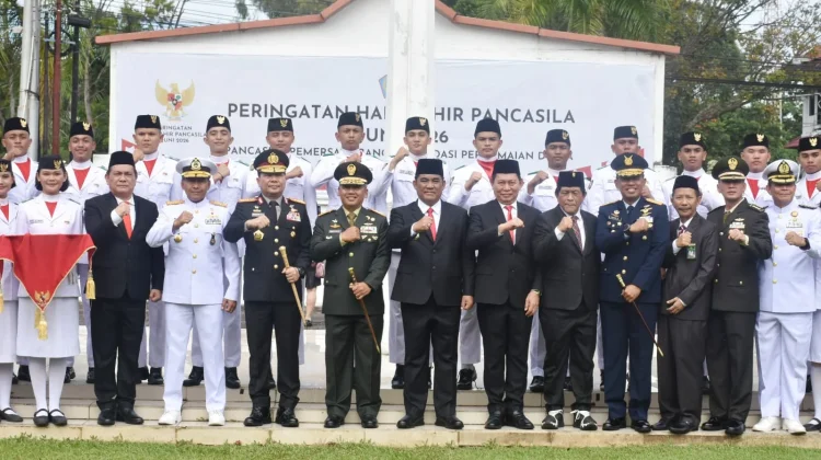 Dukung Penguatan Ideologi, Pangdam Merdeka Hadiri Upacara Hari Lahir  Pancasila