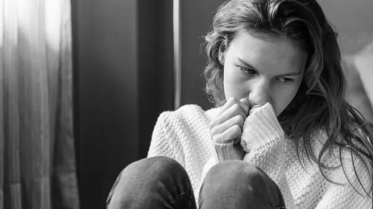Mengenal Depresi Melankolis, Kepribadian yang Lekat dengan Watak Introvert