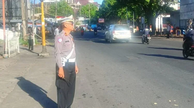 Polisi, Dishub dan Pom TNI Tertibkan Mikrolet di Simpang Terminal Malalayang