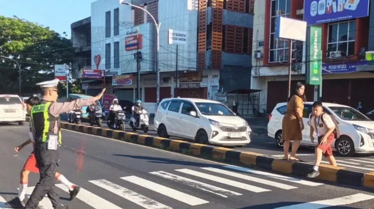 Ciptakan Kelancaran Arus Lalu Lintas, Polsek Malalayang Gelar Pos Cakalang Pagi