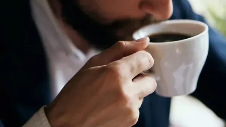 Ciri - ciri Kecanduan Kopi yang Berdampak Bagi Kesehatan Tubuh