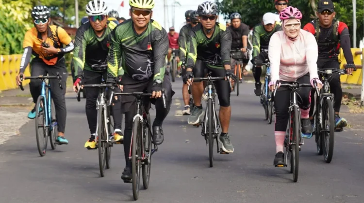Sambut HUT ke 68, Kodam Merdeka  Gelar Fun Bike