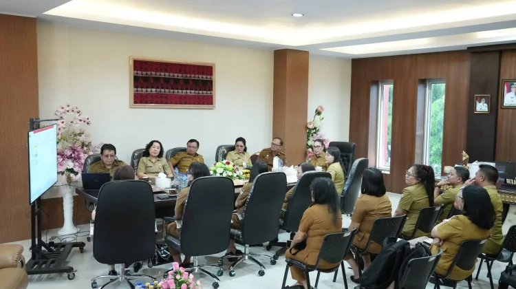 Wabup Vanda Pimpin Rapat Kerja Evaluasi Kinerja RSUD Tondano