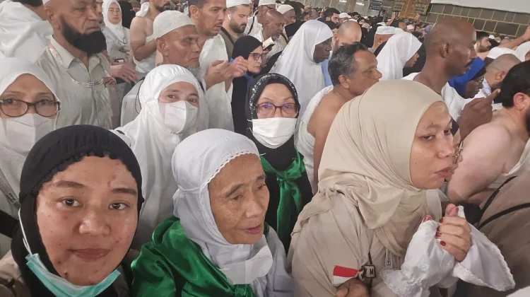 Jemaah Haji Sulut Tutup Rangkaian Ibadah dengan Thawaf Wada