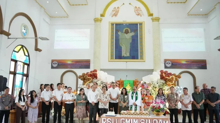 Wabup Vanda Sarundajang Hadiri Ibadah Syukur HUT ke-121 RSU GMIM Siloam Sonder