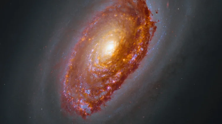 Mengenal 'Black Eye' Galaxy, Galaksi Unik dengan Dua Arah Rotasi