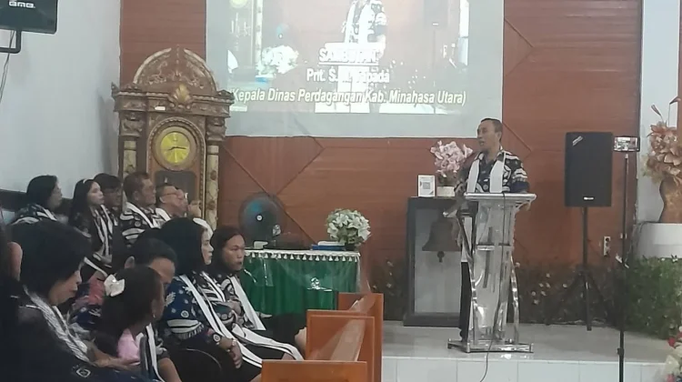 Pemkab Minut Apresiasi HUT ke 204 Jemaat GMIM Bait'el Kema II