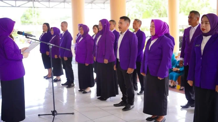 Ketua Tim Posyandu 15 Kecamatan Bolmong Resmi Dikukuhkan