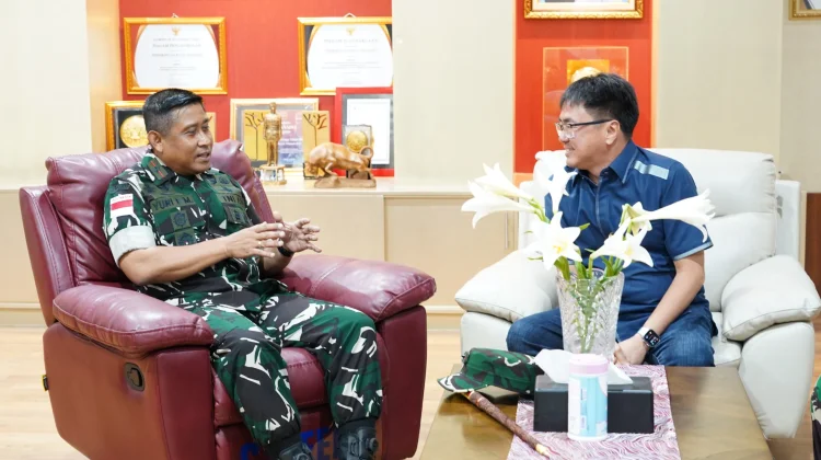 Danrem 131/Santiago Jalin Silaturahmi dengan Sejumlah Pejabat Strategis di Sulut