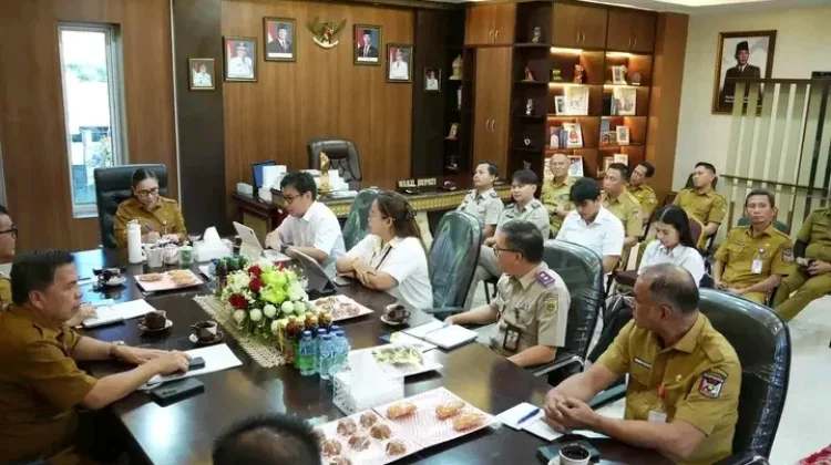Wabup Pimpin Rakor Renovasi Stadion Maesa Tondano