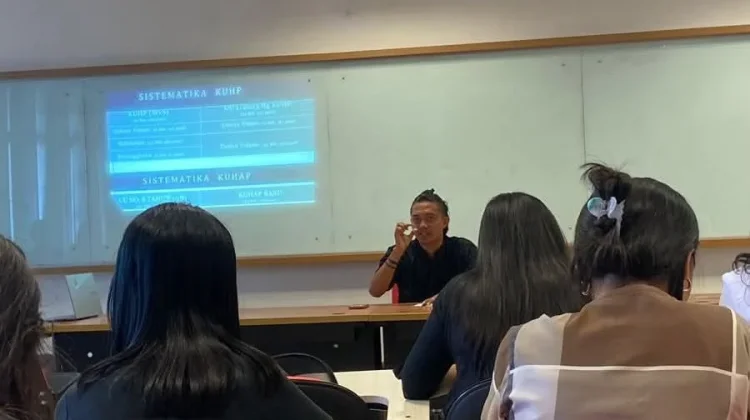 FH Unsrat Hadirkan Waka Team Resmob Polda Sulut sebagai Pemateri MCA 2026