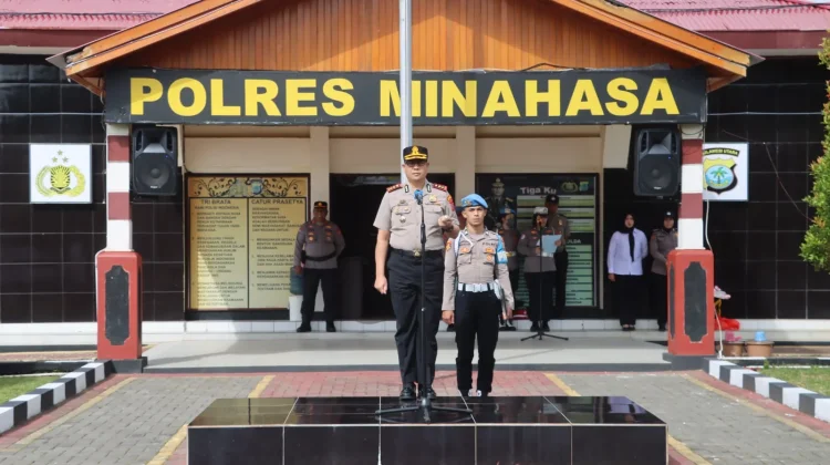 Kapolres Minahasa Pimpin Kenaikan Pangkat dan Pelepasan Purnabakti
