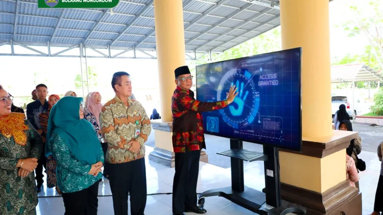 Harganas ke-33, Pemkab Bolmong Luncurkan Aplikasi SIKAT untuk Layanan KB Digital