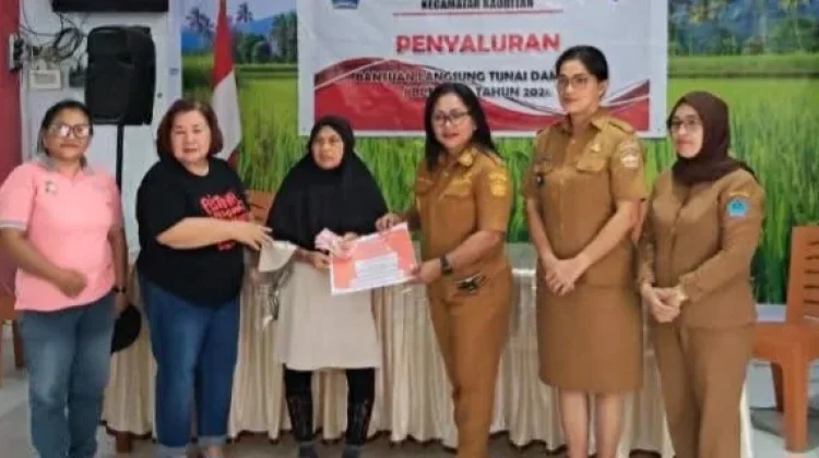 Pemdes Kauditan I Salurkan BLT, Kecamatan Lakukan Monitoring