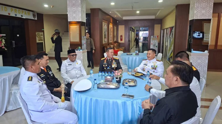 Kakanwil Kemenag Sulut Hadiri Upacara Peringatan HUT Bhayangkara ke-80